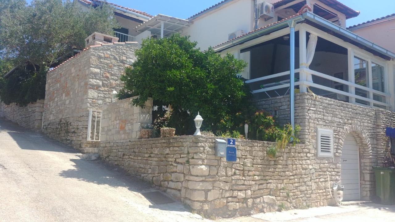 Apartments Marija Bajto Nečujam Zewnętrze zdjęcie