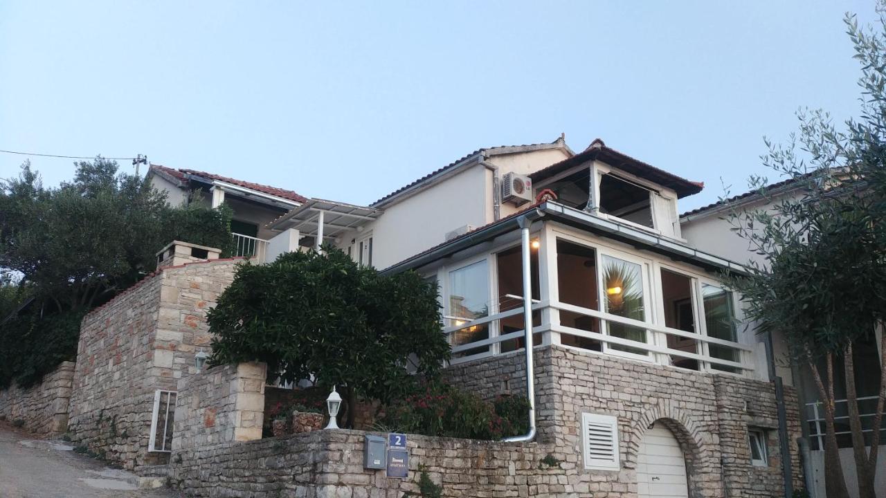 Apartments Marija Bajto Nečujam Zewnętrze zdjęcie