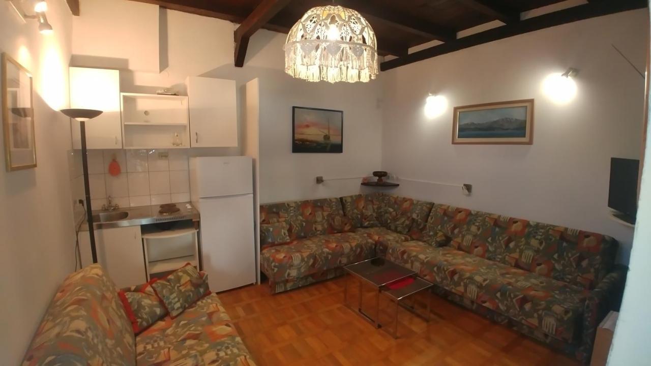 Apartments Marija Bajto Nečujam Zewnętrze zdjęcie
