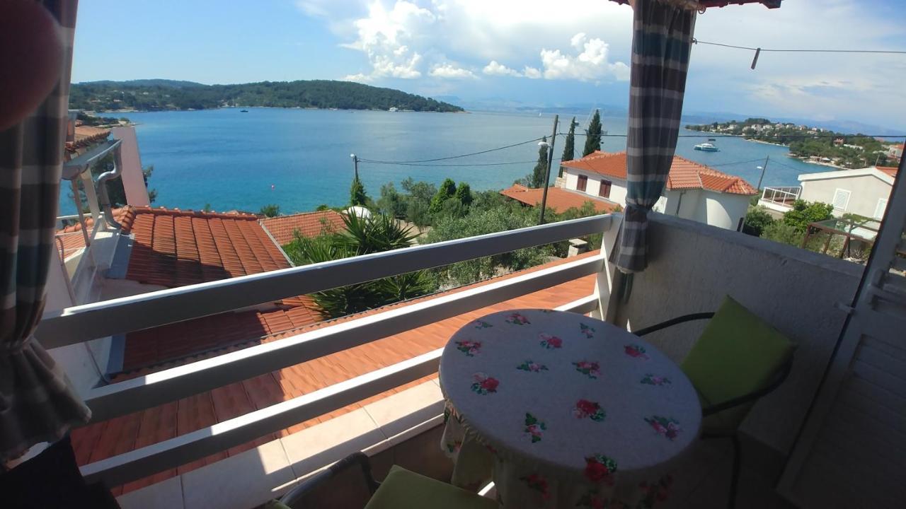 Apartments Marija Bajto Nečujam Zewnętrze zdjęcie
