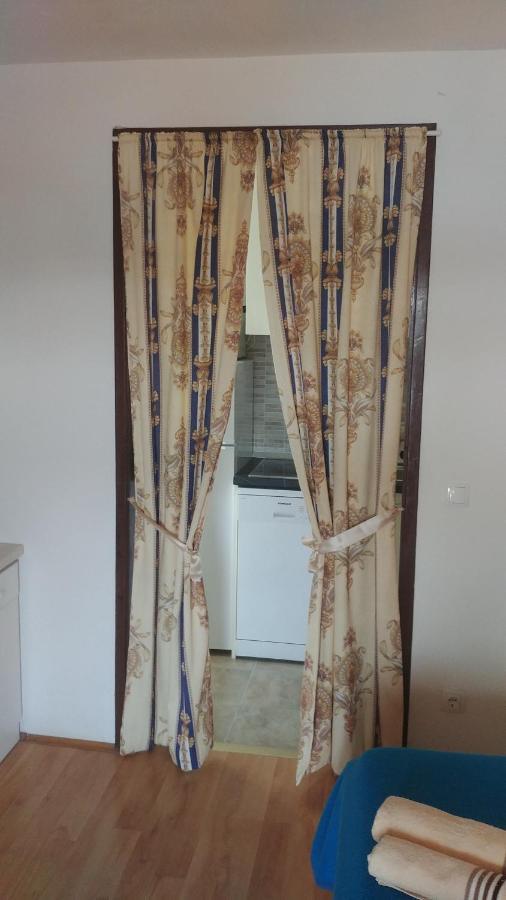 Apartments Marija Bajto Nečujam Zewnętrze zdjęcie