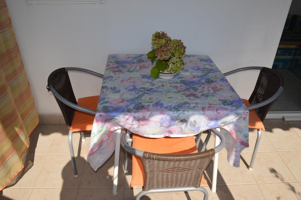 Apartments Marija Bajto Nečujam Zewnętrze zdjęcie